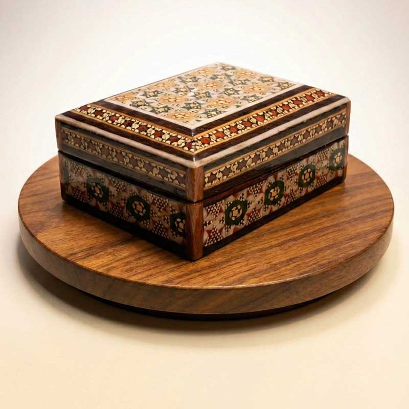 خاتم‌کاری، هزار نقش هندسی بر پیکر چوب 